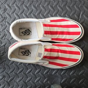 Vans Striped Slip On Tennis Shoes 10 Men's Never Worn